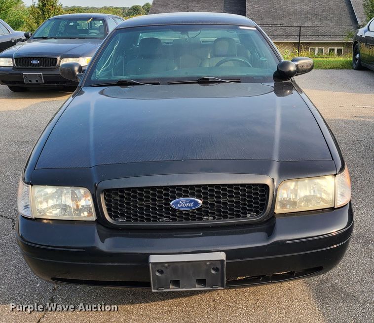 image for item GY9613 2009 Ford Crown Victoria Police Interceptor