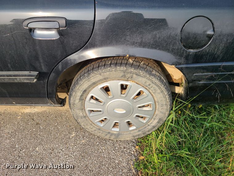 image for item GY9613 2009 Ford Crown Victoria Police Interceptor