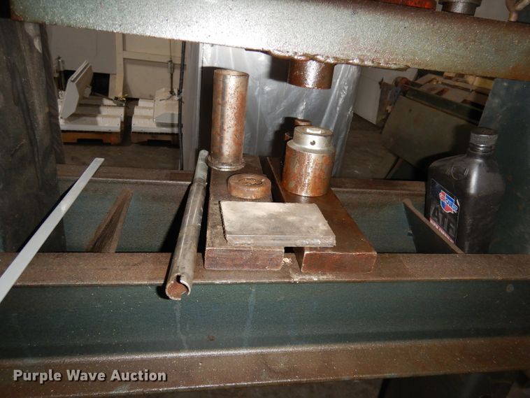 image for item HE9376 Hawke press