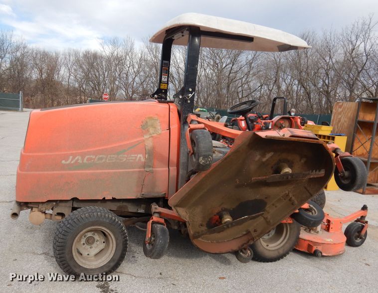 image for item HE9428 Jacobsen R311T  lawn mower