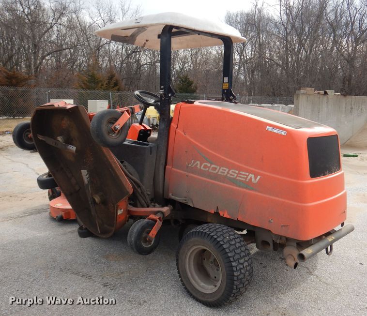 image for item HE9428 Jacobsen R311T  lawn mower