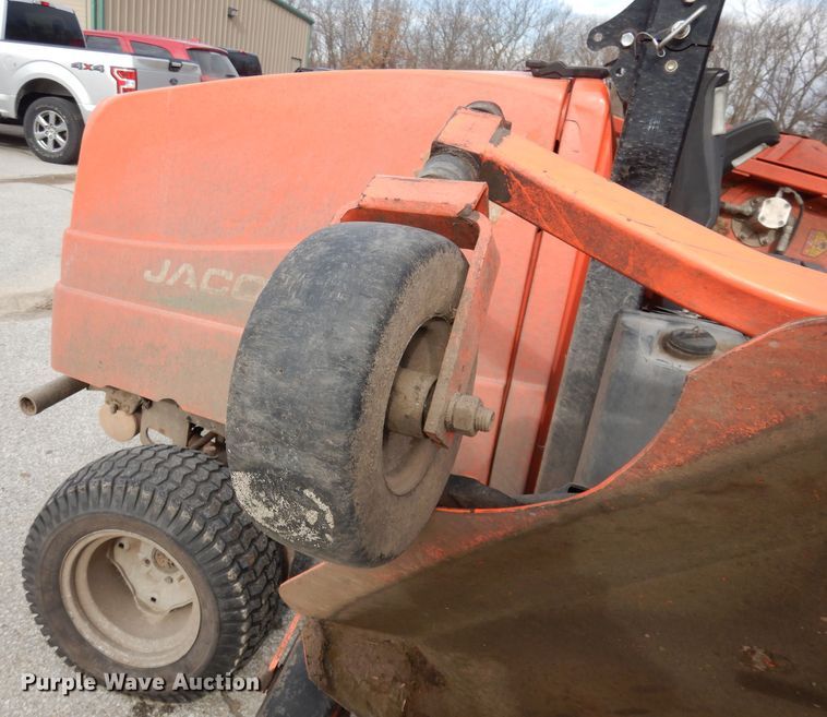 image for item HE9428 Jacobsen R311T  lawn mower