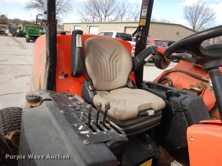 image for item HE9428 Jacobsen R311T  lawn mower