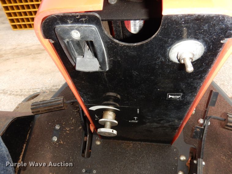 image for item HE9428 Jacobsen R311T  lawn mower