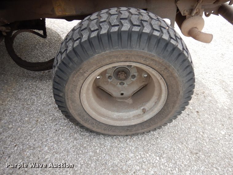 image for item HE9428 Jacobsen R311T  lawn mower