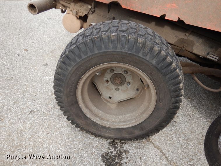 image for item HE9428 Jacobsen R311T  lawn mower