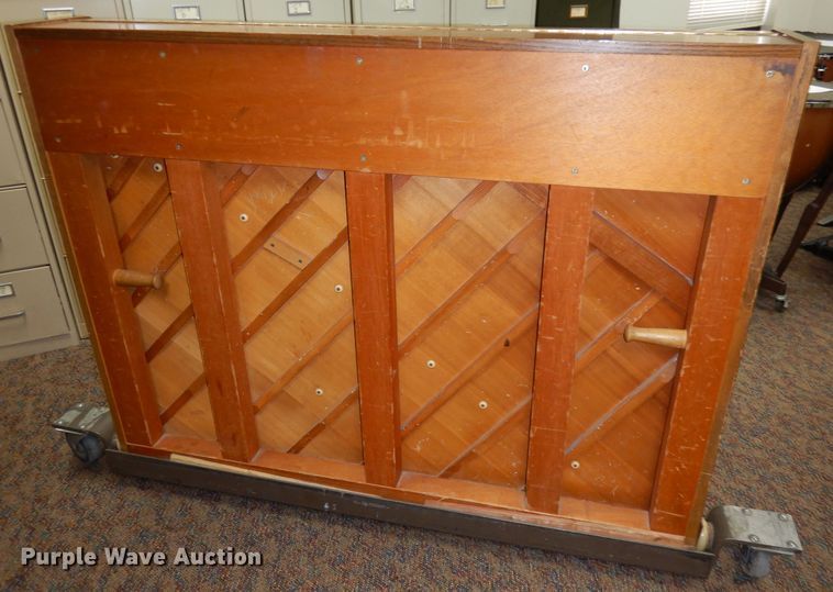 image for item HE9466 Kawai piano