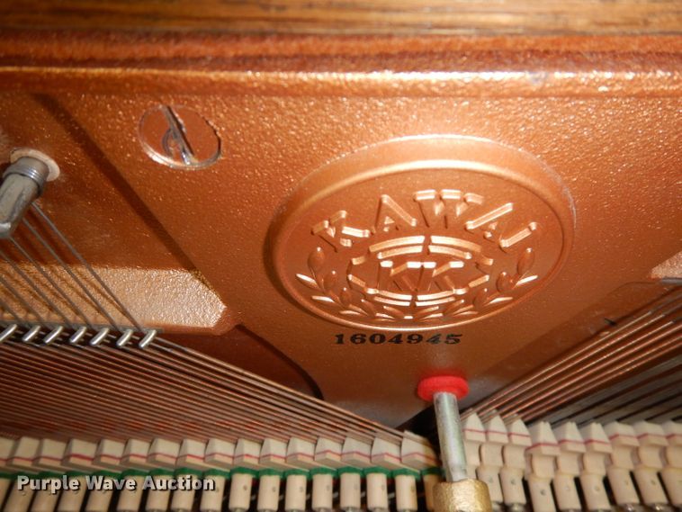 image for item HE9466 Kawai piano