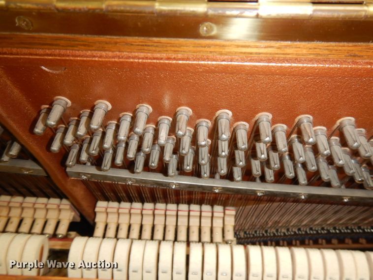 image for item HE9466 Kawai piano