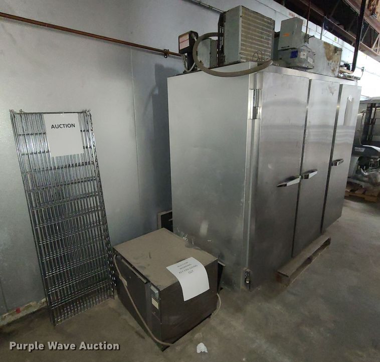 Restaurant equipment in Kansas City, MO Item HM9265 sold Purple Wave