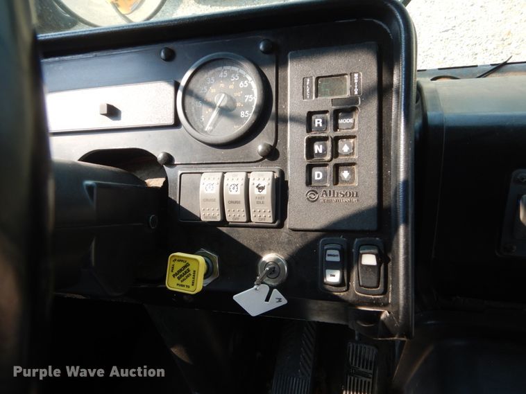 image for item HP9989 2007 Thomas Built Saf-T-Liner MVP EF  school bus