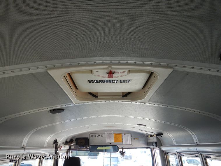 image for item HP9989 2007 Thomas Built Saf-T-Liner MVP EF  school bus