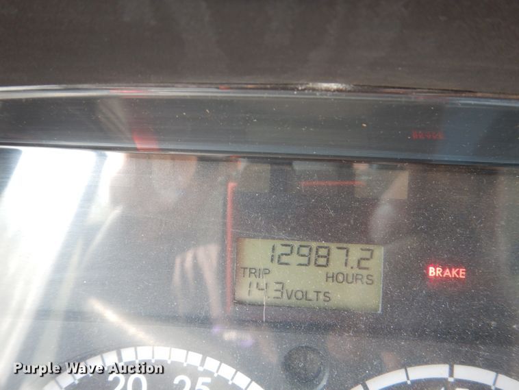 image for item HP9990 2008 Freightliner Thomas Built  school bus