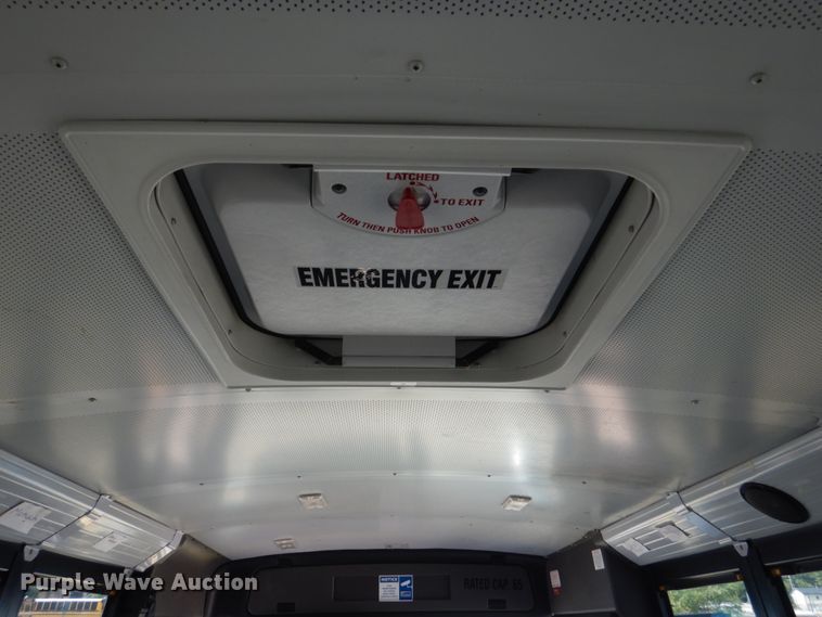 image for item HP9990 2008 Freightliner Thomas Built  school bus