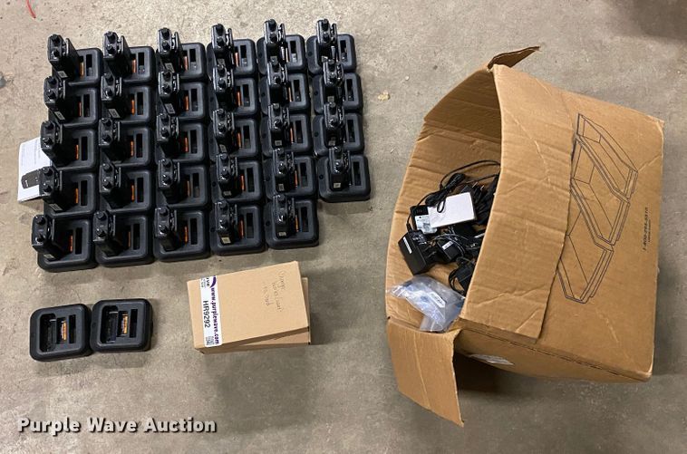 image for item HR9292 (29) Motoroloa Minitor VI alert monitors