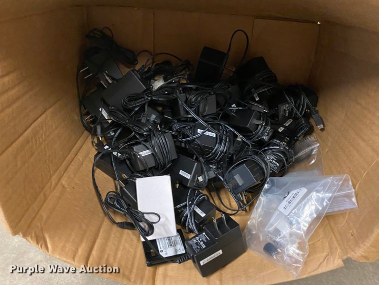 image for item HR9292 (29) Motoroloa Minitor VI alert monitors