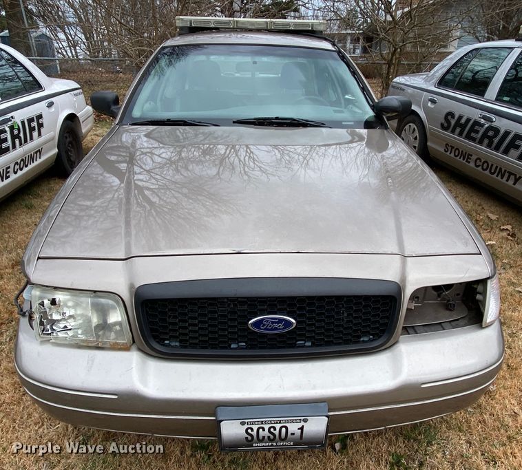 image for item HR9296 2010 Ford Crown Victoria Police Interceptor