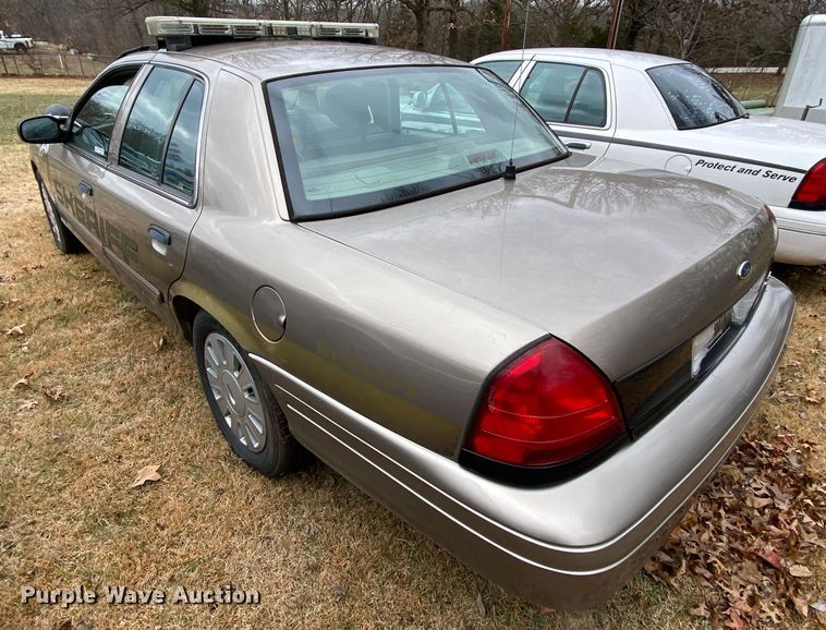image for item HR9296 2010 Ford Crown Victoria Police Interceptor
