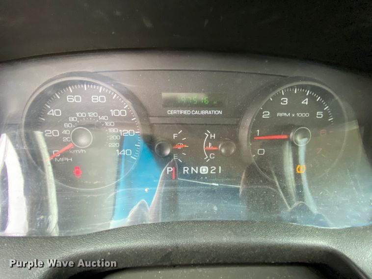 image for item HR9296 2010 Ford Crown Victoria Police Interceptor