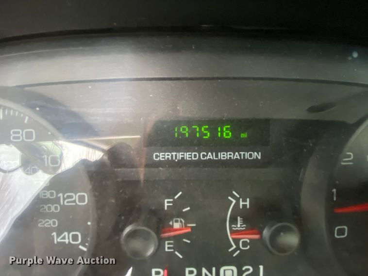 image for item HR9296 2010 Ford Crown Victoria Police Interceptor