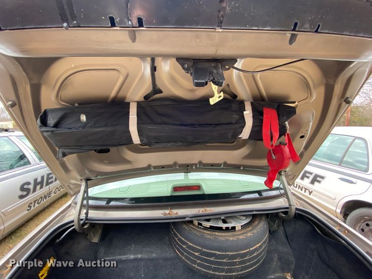 image for item HR9296 2010 Ford Crown Victoria Police Interceptor