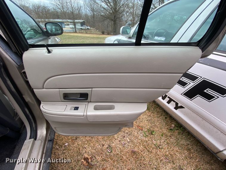 image for item HR9296 2010 Ford Crown Victoria Police Interceptor