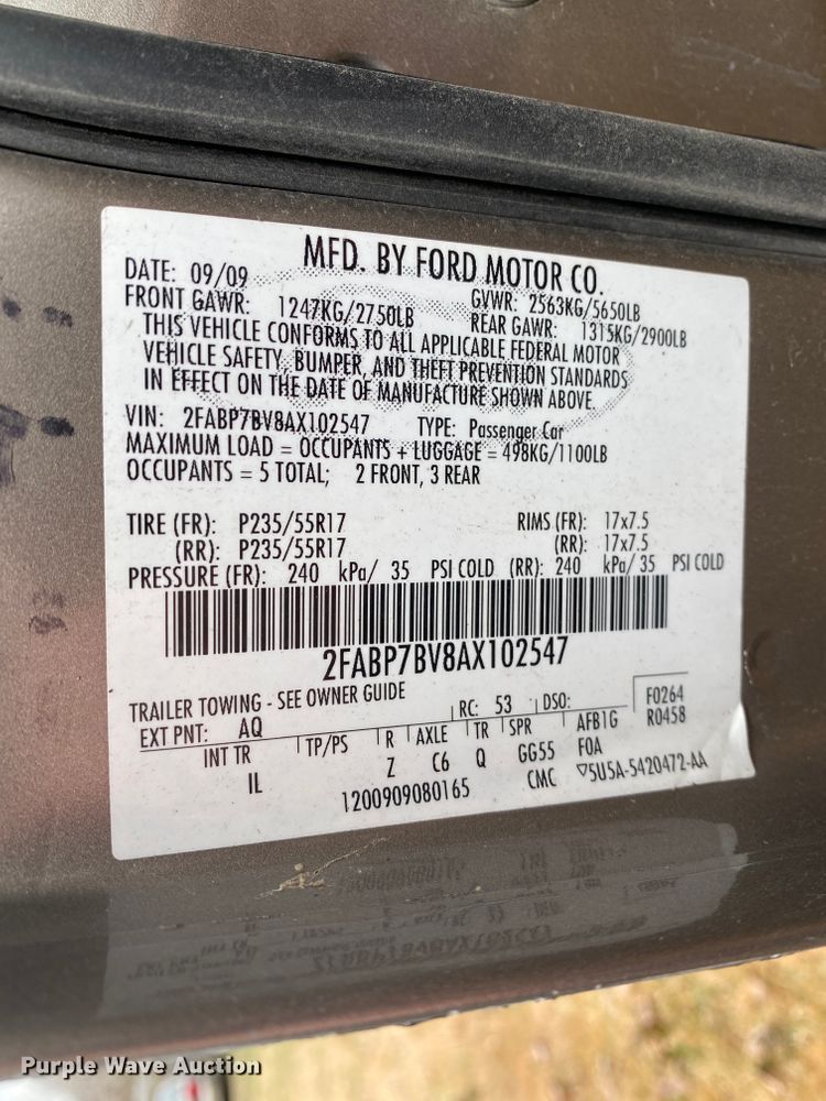 image for item HR9296 2010 Ford Crown Victoria Police Interceptor