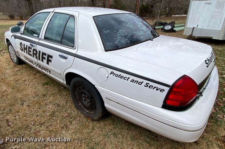 image for item HR9297 2011 Ford Crown Victoria Police Interceptor