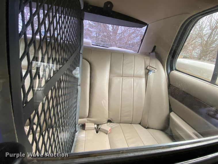 image for item HR9297 2011 Ford Crown Victoria Police Interceptor