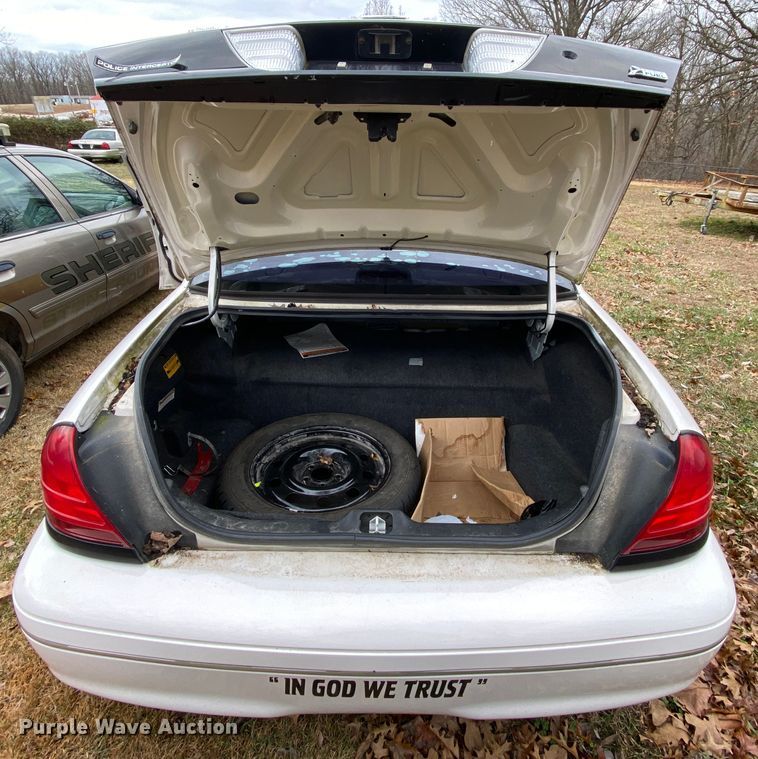 image for item HR9297 2011 Ford Crown Victoria Police Interceptor