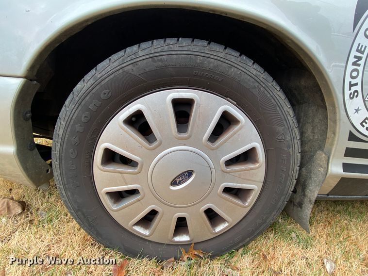 image for item HR9299 2008 Ford Crown Victoria Police Interceptor