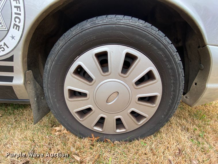 image for item HR9299 2008 Ford Crown Victoria Police Interceptor