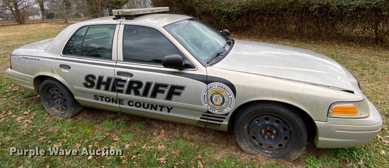 image for item HR9300 2008 Ford Crown Victoria Police Interceptor