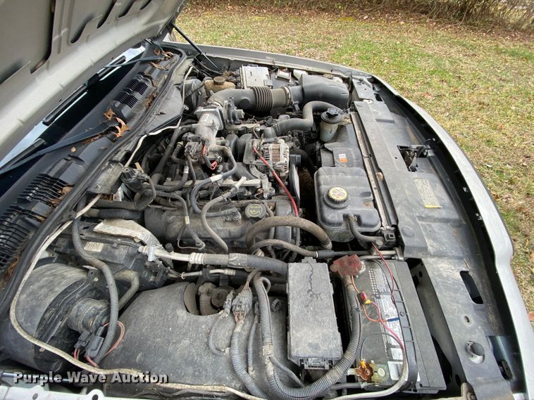 image for item HR9300 2008 Ford Crown Victoria Police Interceptor