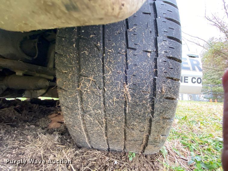 image for item HR9300 2008 Ford Crown Victoria Police Interceptor