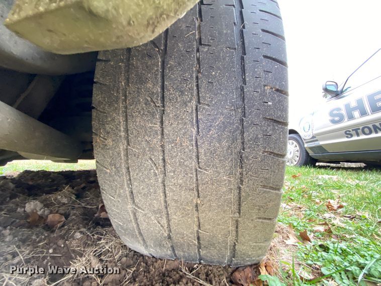 image for item HR9300 2008 Ford Crown Victoria Police Interceptor