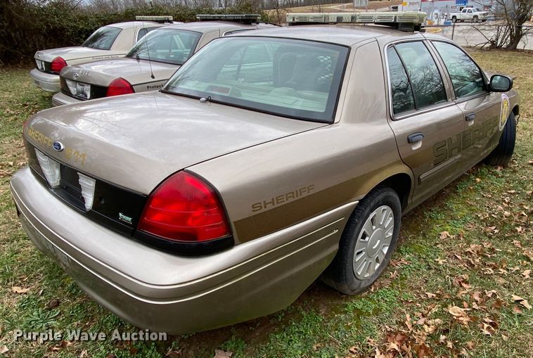 image for item HR9301 2010 Ford Crown Victoria Police Interceptor