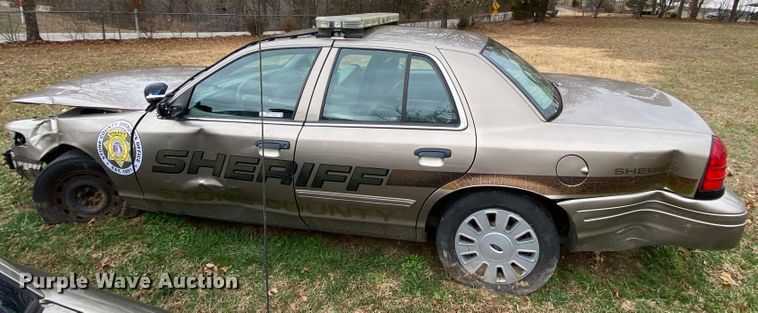 image for item HR9301 2010 Ford Crown Victoria Police Interceptor