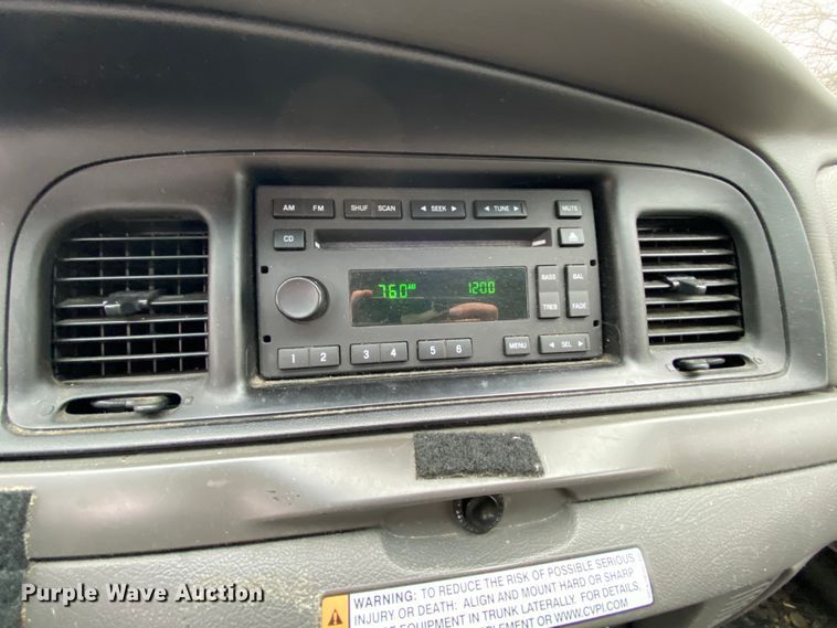 image for item HR9301 2010 Ford Crown Victoria Police Interceptor