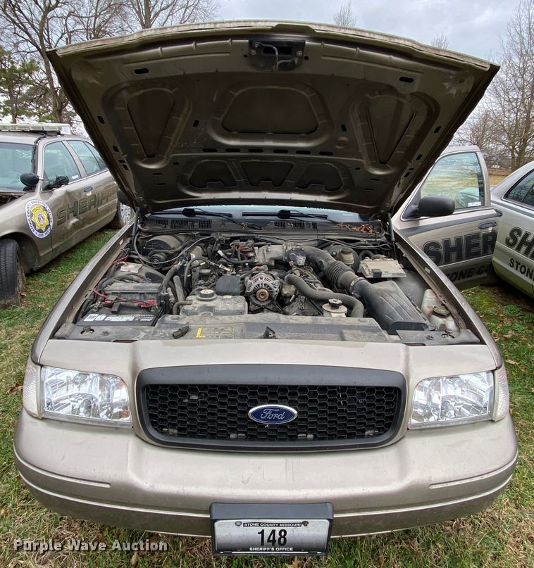 image for item HR9302 2005 Ford Crown Victoria Police Interceptor