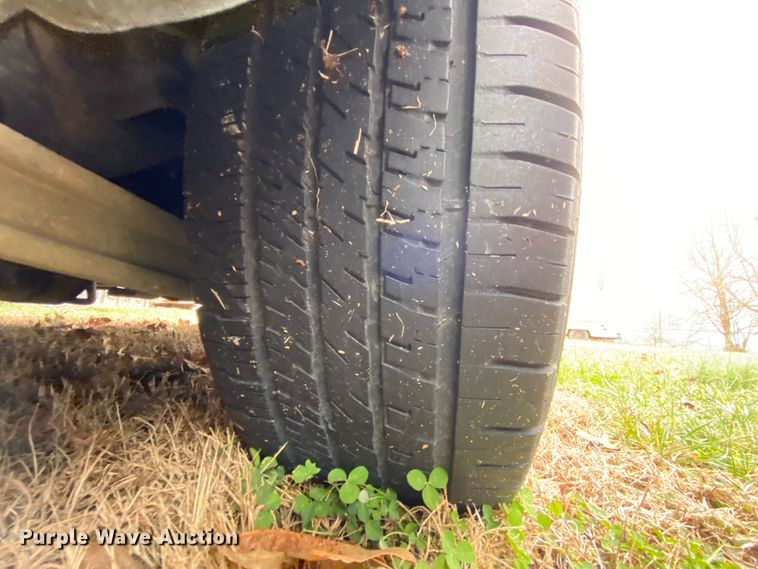 image for item HR9302 2005 Ford Crown Victoria Police Interceptor