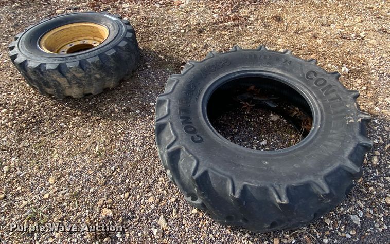 image for item HR9331 (2) tires