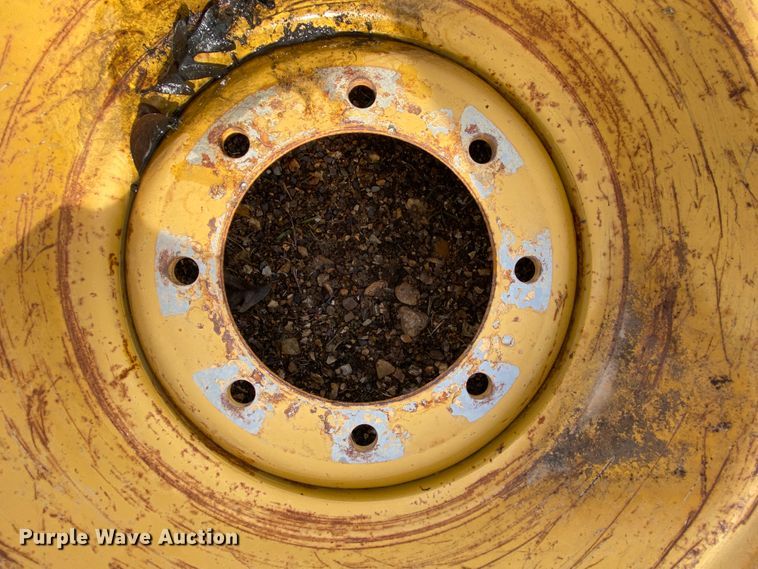 image for item HR9331 (2) tires