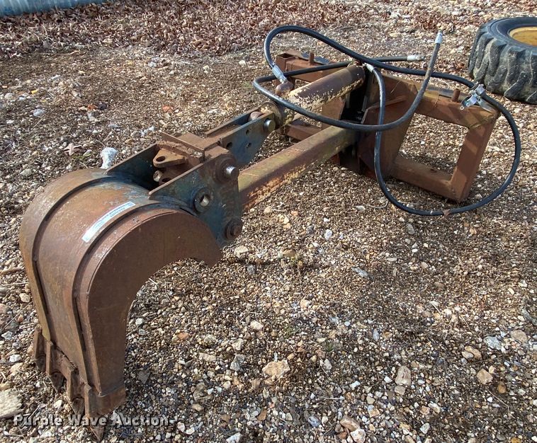 image for item HR9332 Skid steer backhoe