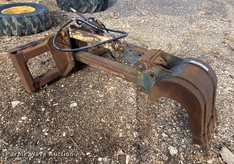 image for item HR9332 Skid steer backhoe