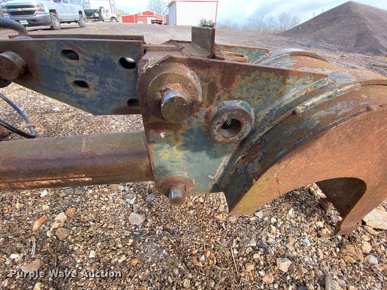 image for item HR9332 Skid steer backhoe