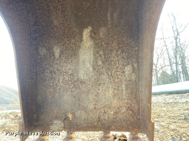 image for item HR9332 Skid steer backhoe