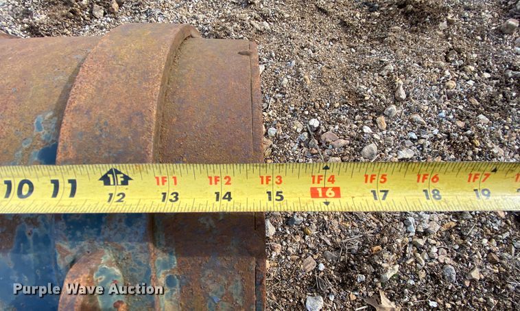 image for item HR9332 Skid steer backhoe