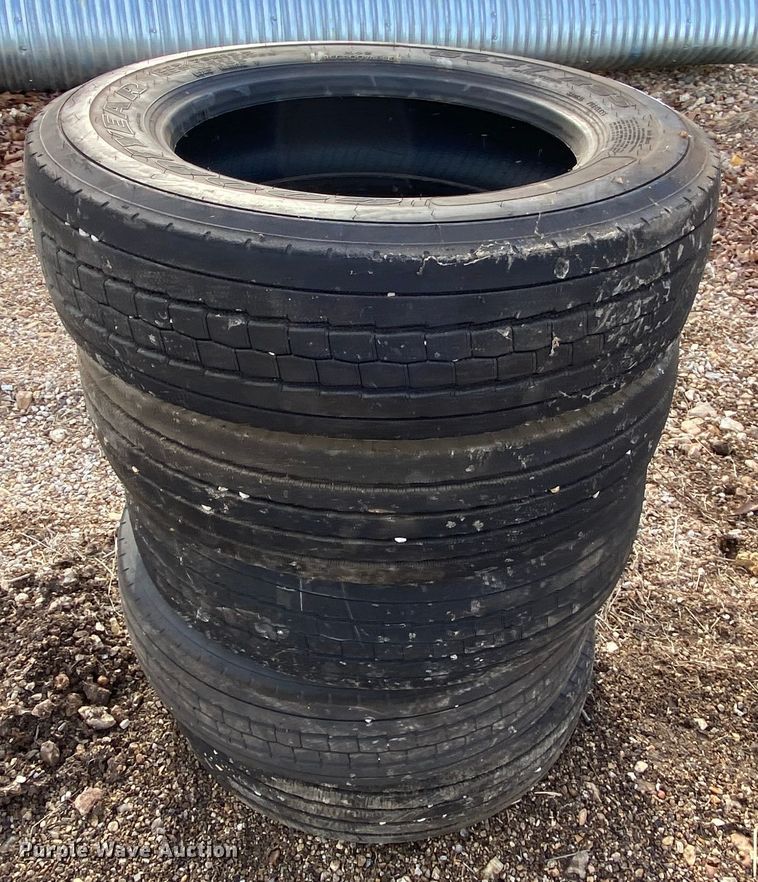 image for item HR9334 (5) tires