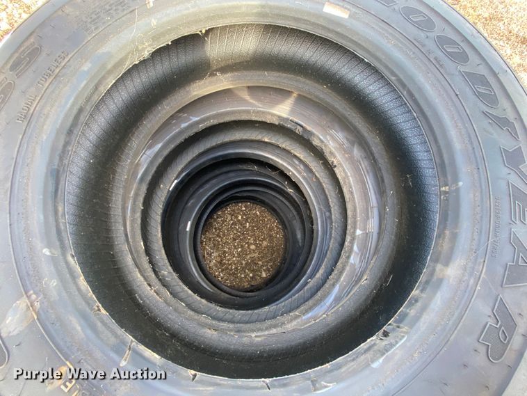 image for item HR9334 (5) tires